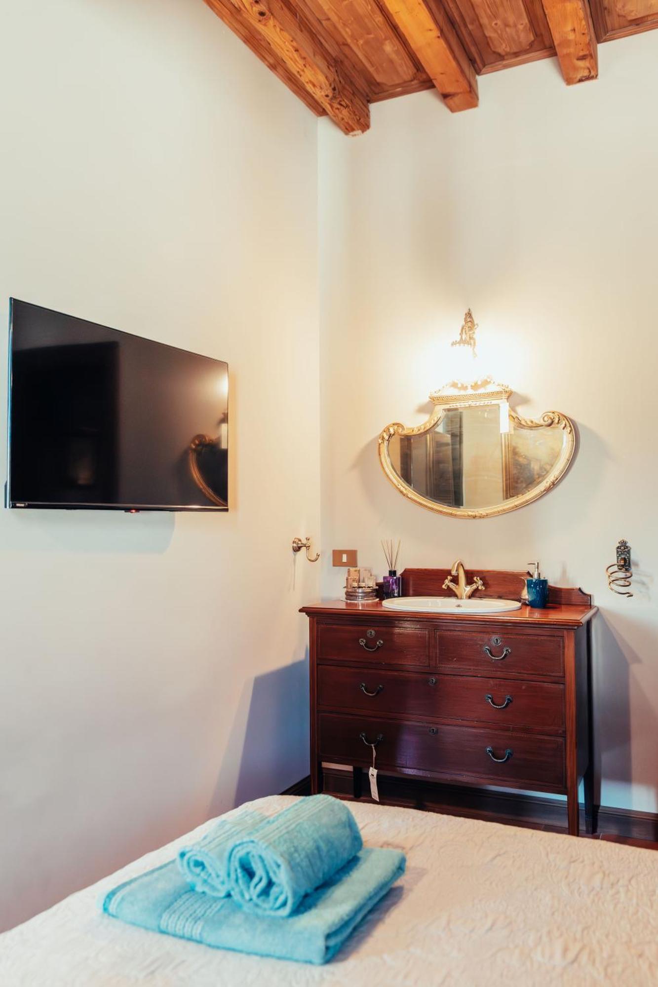 B&B Formigola Corticelle Pieve Exterior photo